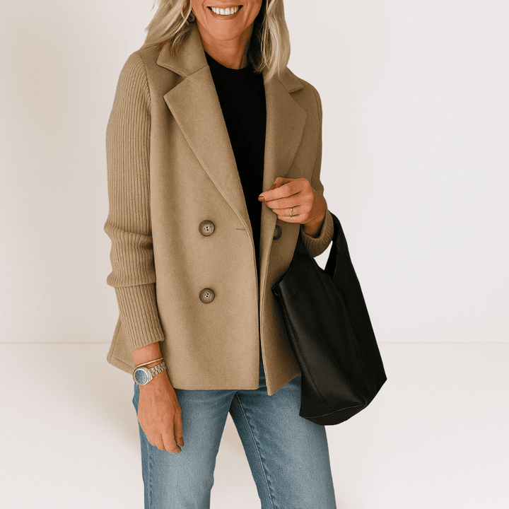 Martine™ - Elegant Jacka med Stickade Ärmar